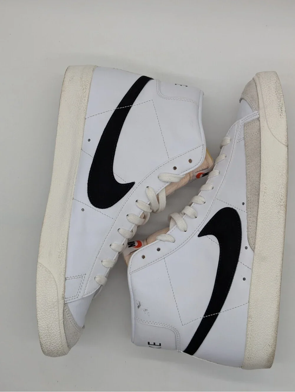 Nike Blazer Mid 77 Vintage Leather Mens Size 12 White Black Sneakers BQ6806-100